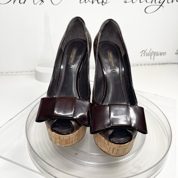 LOUIS VUITTON Rivoli heels - Picture 6 of 13